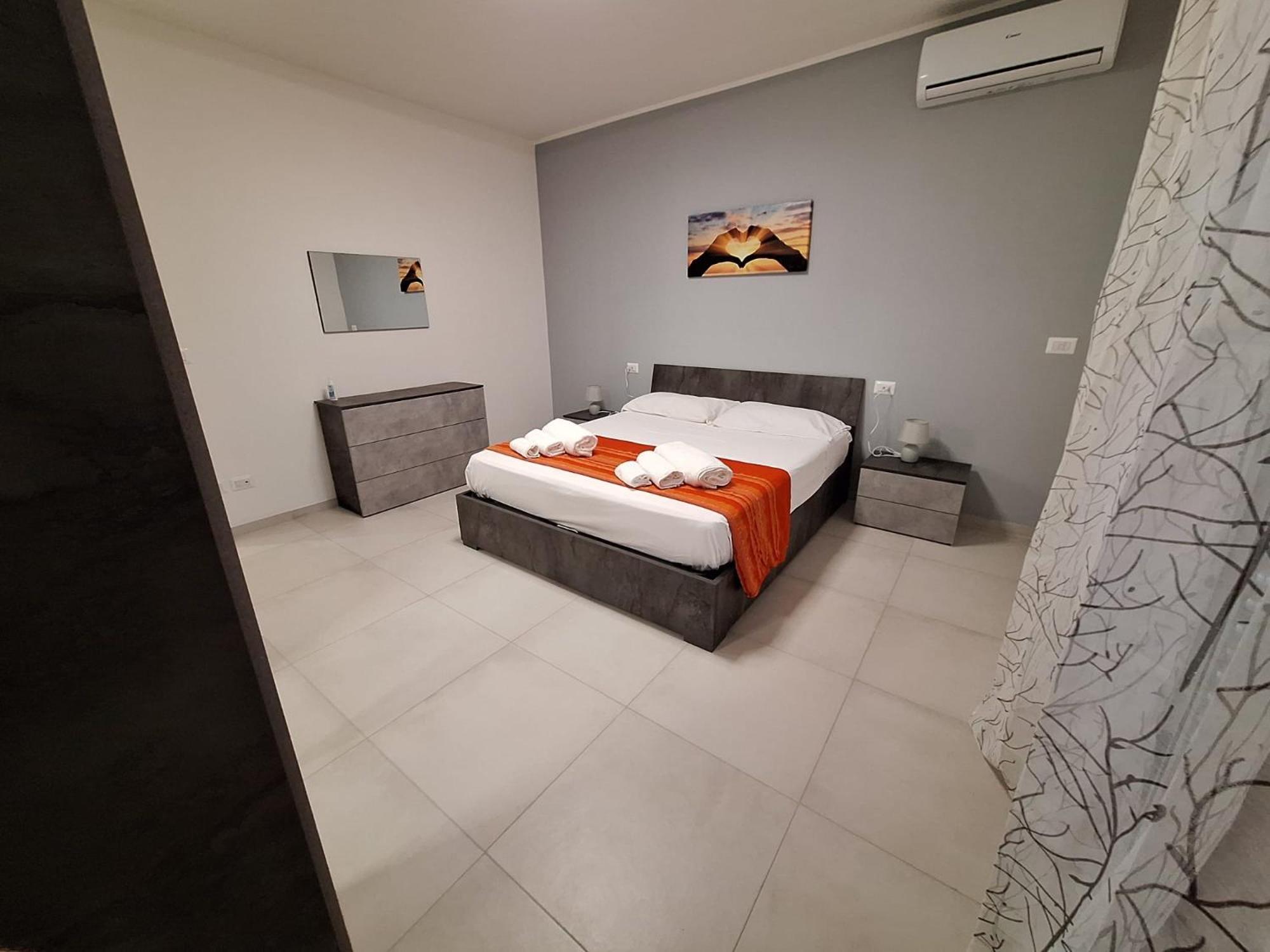 Desy Apartment 시라쿠사 외부 사진